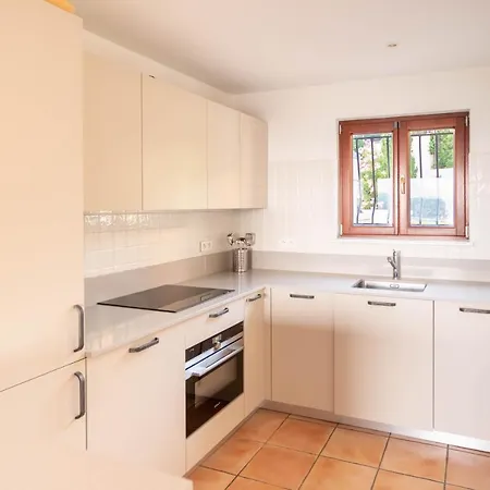 Apartment Gai Coteau *