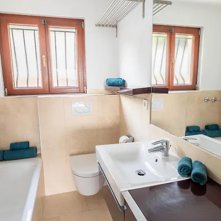 Gai Coteau Apartment Le Lavandou