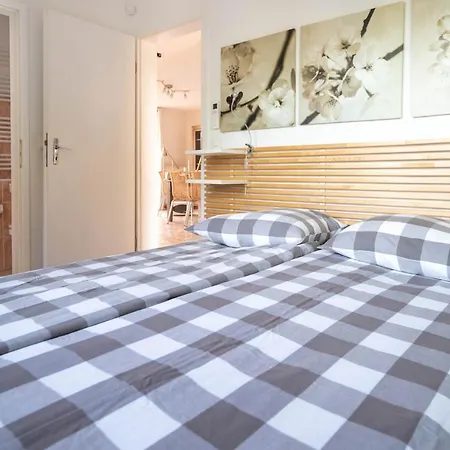 Gai Coteau Apartment Le Lavandou